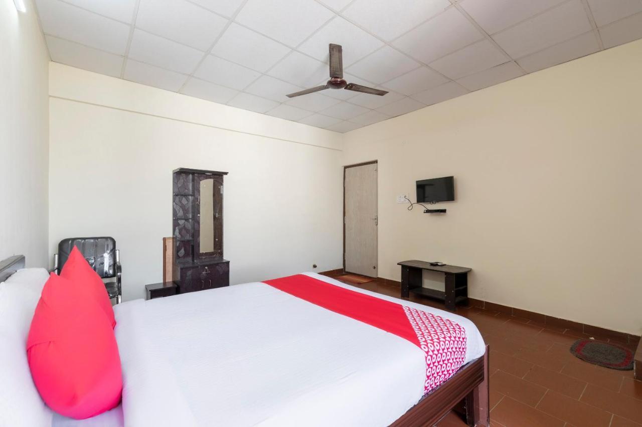 Hotel Oyo 49073 Whitefield Comforts Bangalore Exterior foto