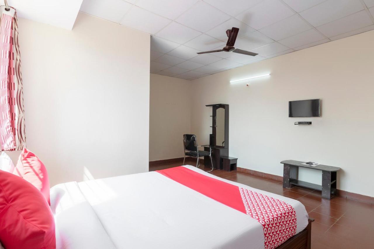 Hotel Oyo 49073 Whitefield Comforts Bangalore Exterior foto